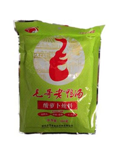 宝阜商贸主要经营批发兼零售:预包装食品,销售日用百货,家用电器